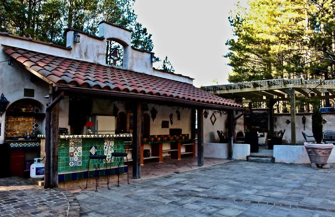 La Hacienda Bed & Breakfast-1
